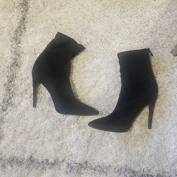 Shoes - Picture 3 of 3